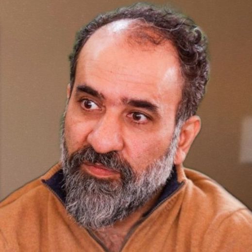رضا  امیرخانی